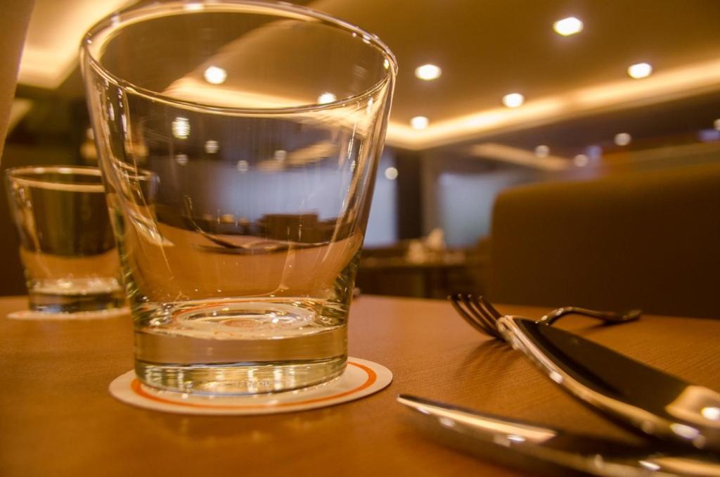 Hotel Comfotel כלכותה מראה חיצוני תמונה