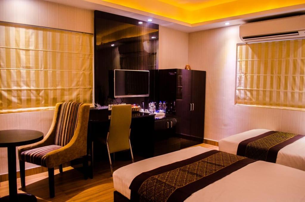 Hotel Comfotel כלכותה מראה חיצוני תמונה