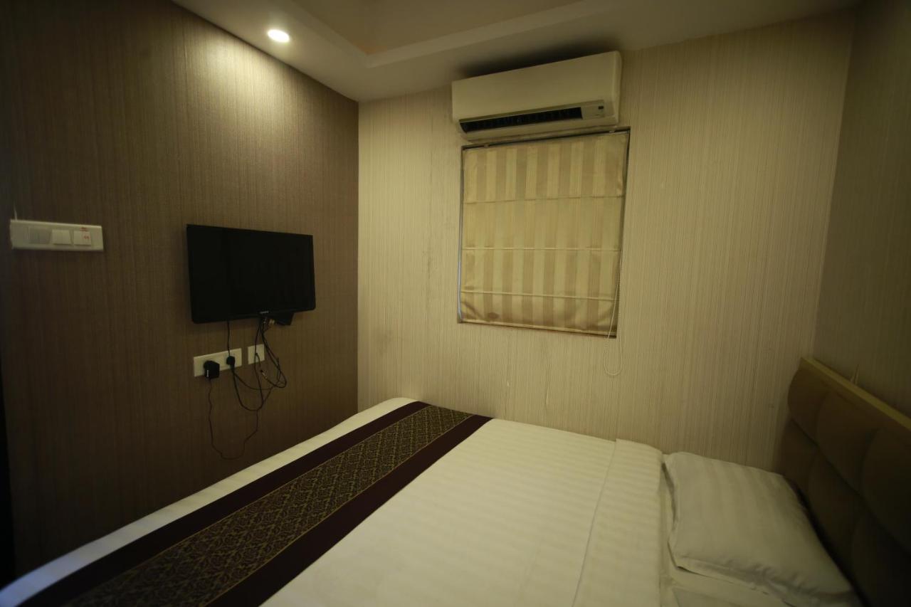 Hotel Comfotel כלכותה מראה חיצוני תמונה