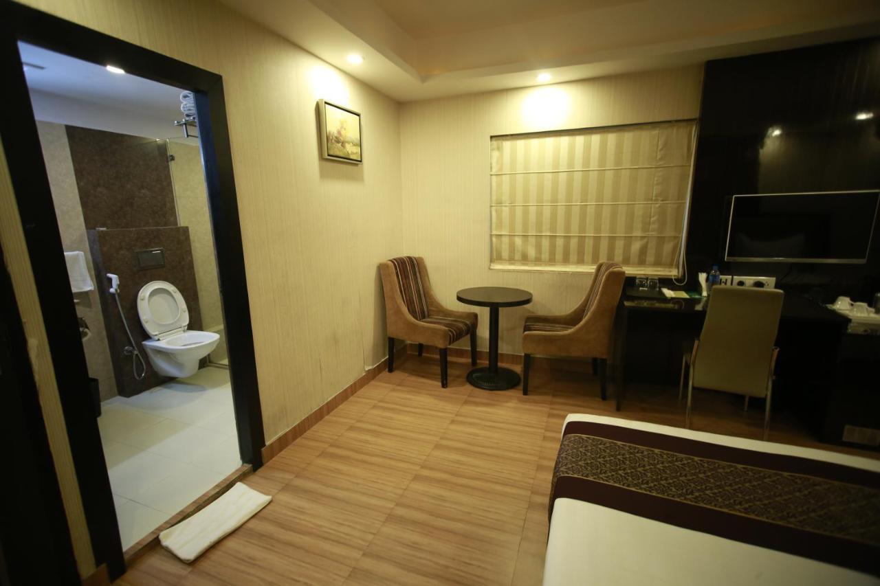 Hotel Comfotel כלכותה מראה חיצוני תמונה
