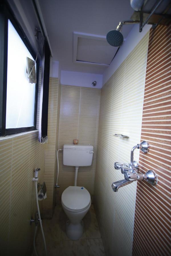 Hotel Comfotel כלכותה מראה חיצוני תמונה