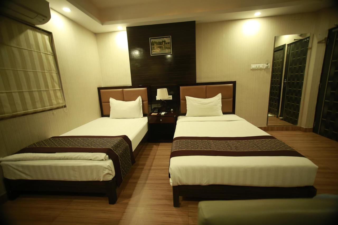 Hotel Comfotel כלכותה מראה חיצוני תמונה