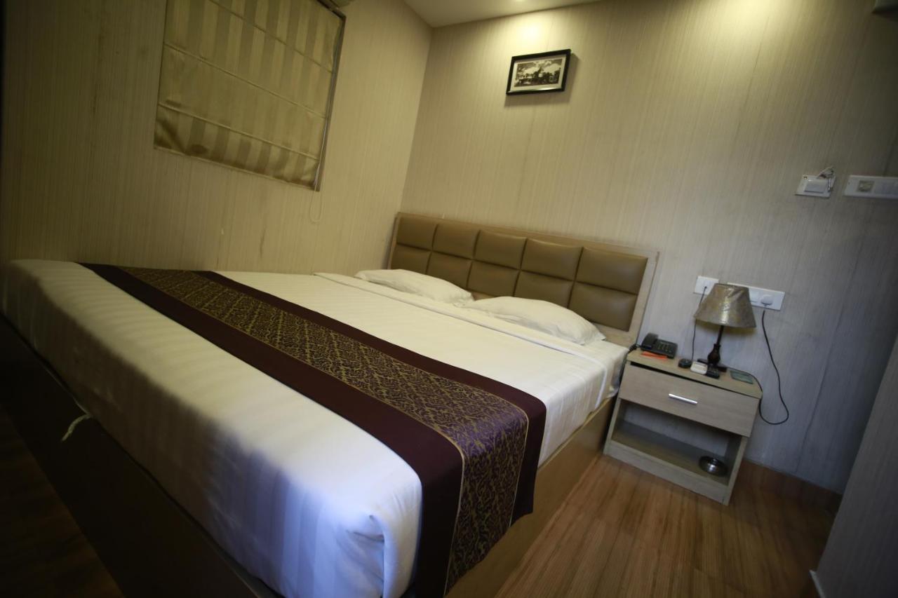 Hotel Comfotel כלכותה מראה חיצוני תמונה